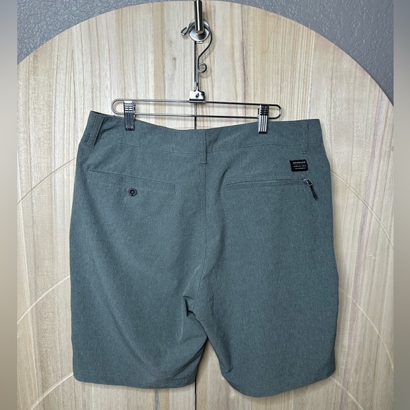 Quiksilver Mens amphibian  Board Shorts grey size 34 - Picture 5 of 7